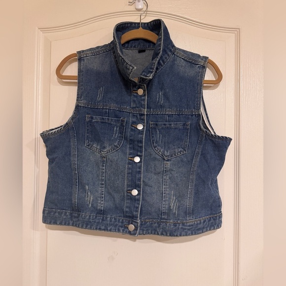 Blue Denim Vest​​ - Picture 1 of 4